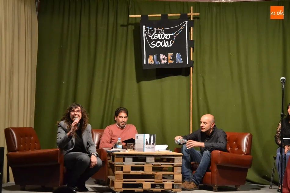 Víctor Esteban presenta su nuevo libro con la compañía musical de En3Jazz  