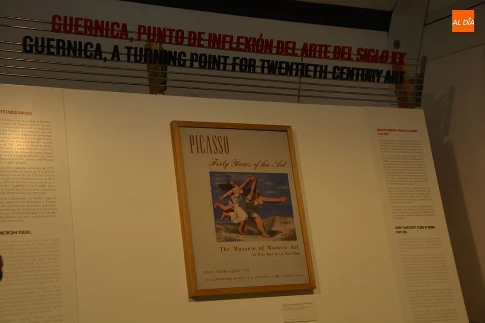Foto 5 - Una exposici&oacute;n en la plaza de Anaya facilita un viaje a trav&eacute;s del Guernica de Picasso