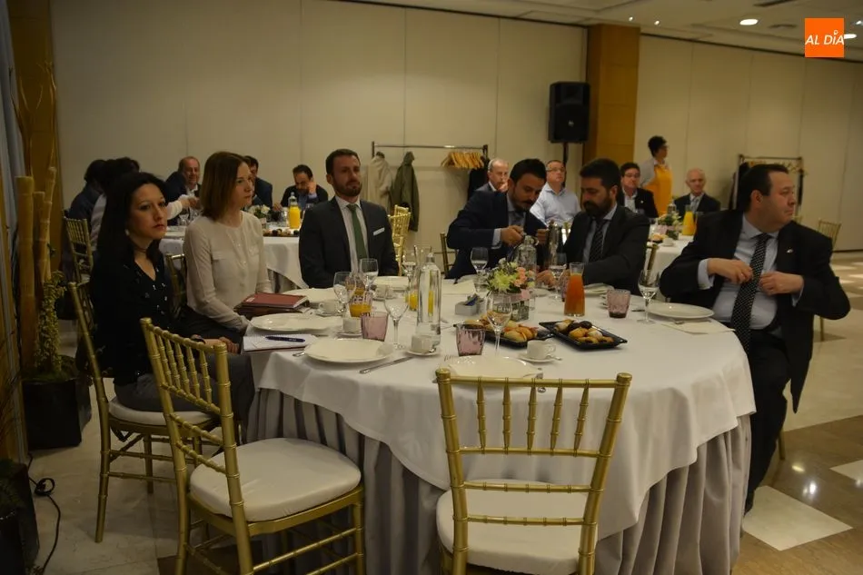 Foto 5 - La ministra de Industria destaca la reducci&oacute;n del d&eacute;ficit p&uacute;blico hasta &ldquo;el nivel m&aacute;s bajo de ...