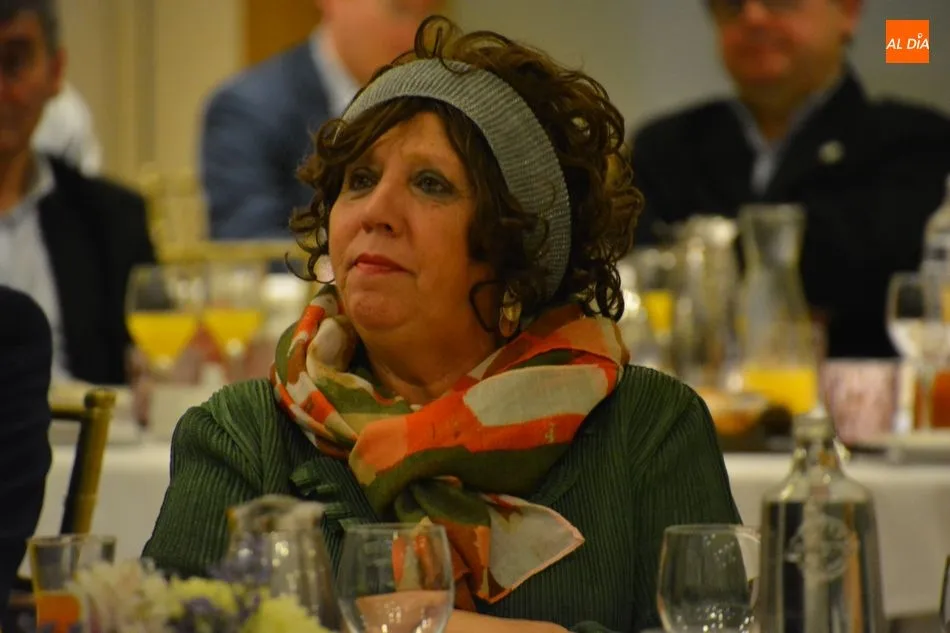 Foto 2 - La ministra de Industria destaca la reducci&oacute;n del d&eacute;ficit p&uacute;blico hasta &ldquo;el nivel m&aacute;s bajo de ...