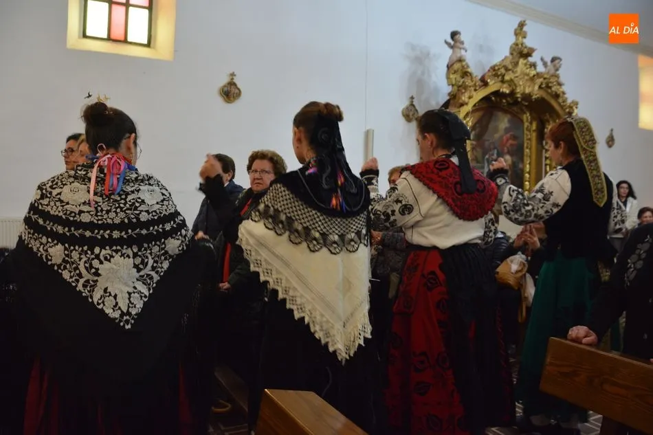 Foto 3 - Do&ntilde;inos de Salamanca celebra la fiesta de San Marcos con misa y bailes charros
