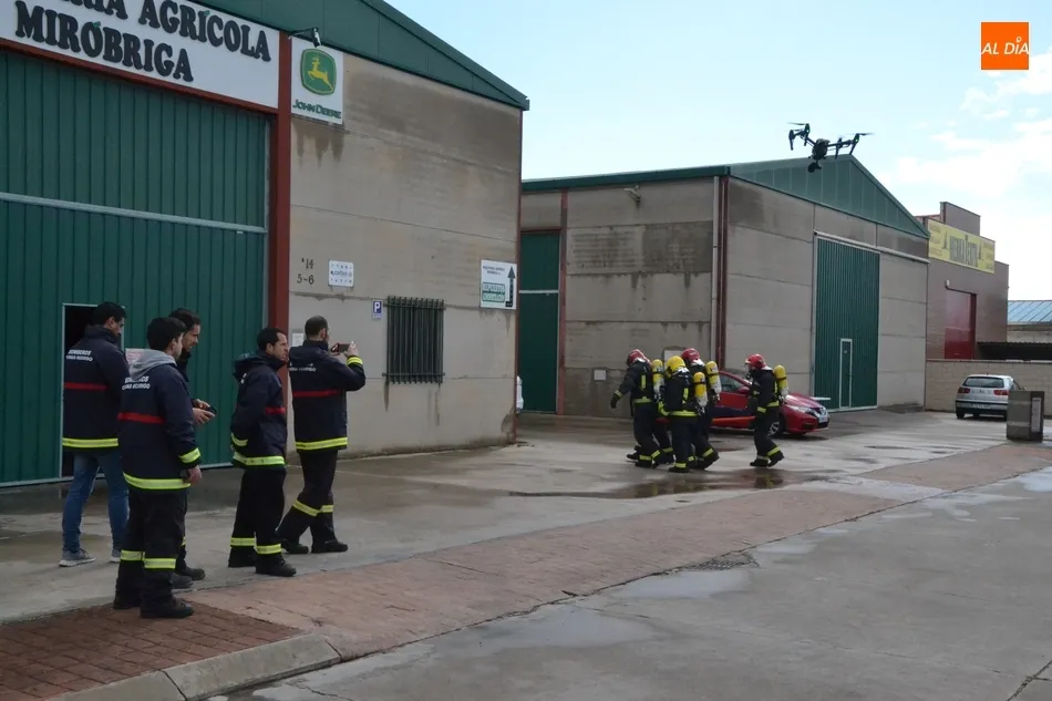 Foto 8 - Redexis comprueba que todo funcionar&iacute;a en caso de producirse una emergencia en su planta de gas  