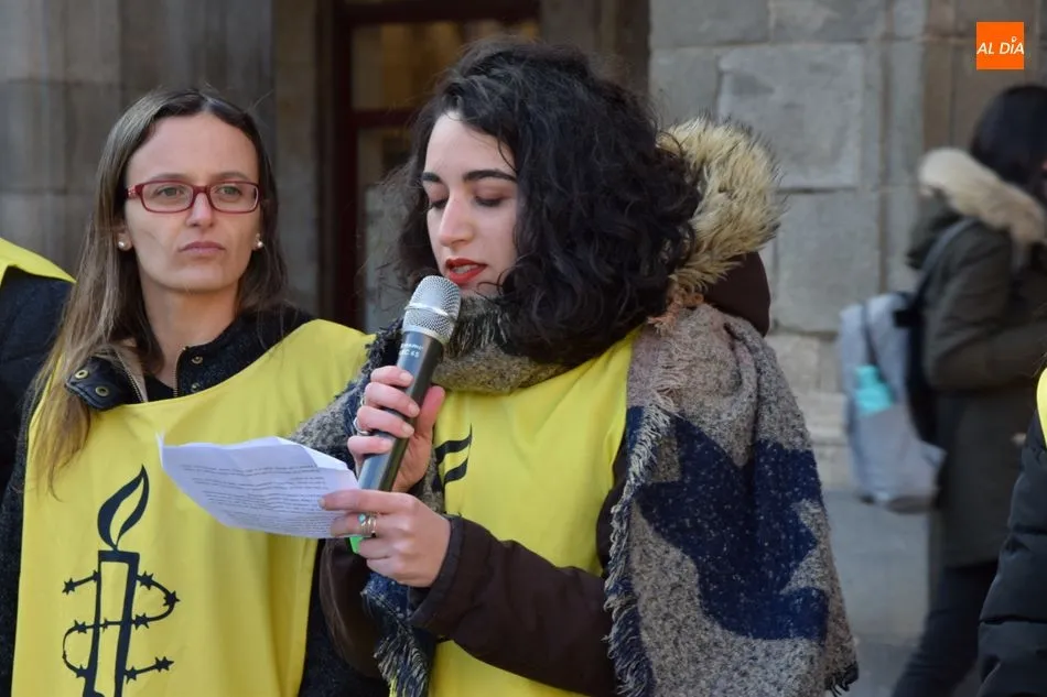 Foto 6 - Performance de Amnist&iacute;a Internacional para reclamar medidas contra la violencia de g&eacute;nero  