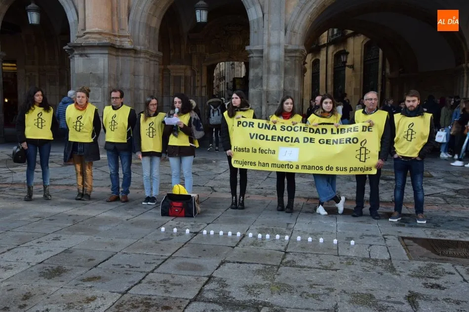 Foto 2 - Performance de Amnist&iacute;a Internacional para reclamar medidas contra la violencia de g&eacute;nero  