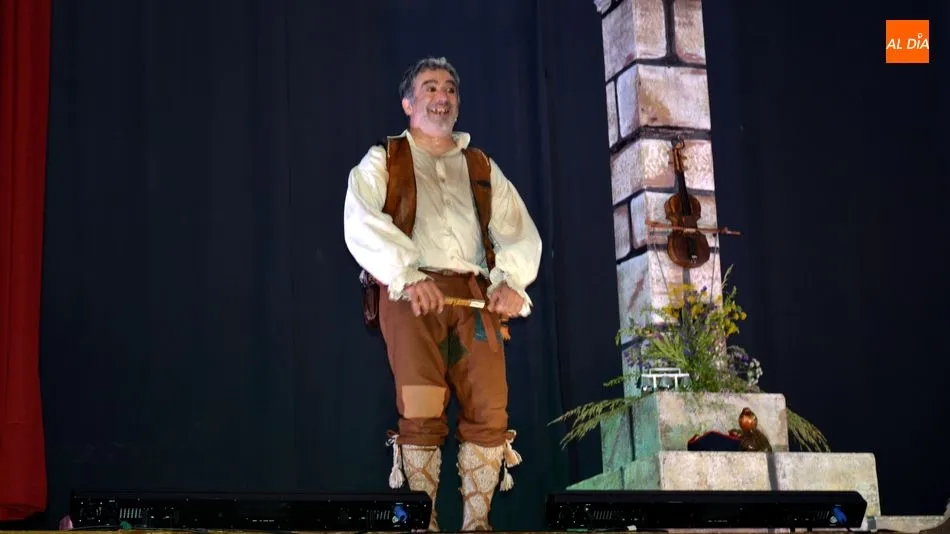 El actor Luis Miguel Orcajo de El Duende de Lerma en su actuación en la pasada edición del certamen / E. Corredera