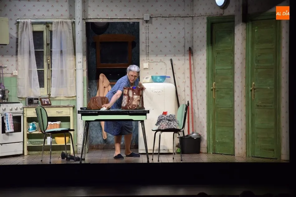 Foto 4 - Exitosa representaci&oacute;n de la comedia &lsquo;Juntos&rsquo; en el Teatro Liceo