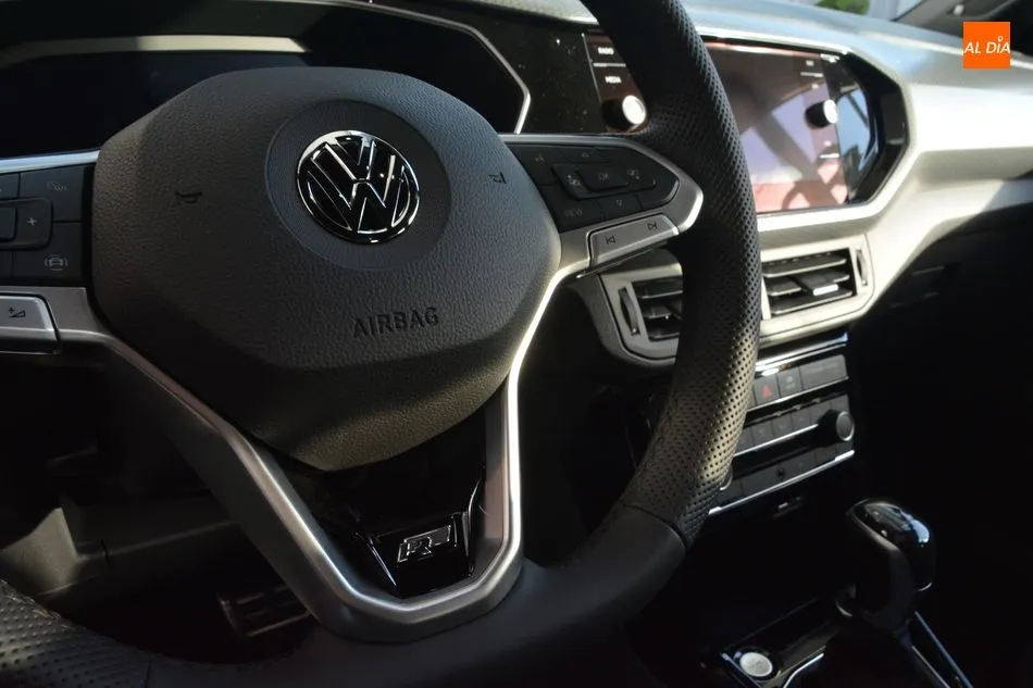 Foto 4 - T-Cross, el nuevo SUV urbano de Volkswagen  