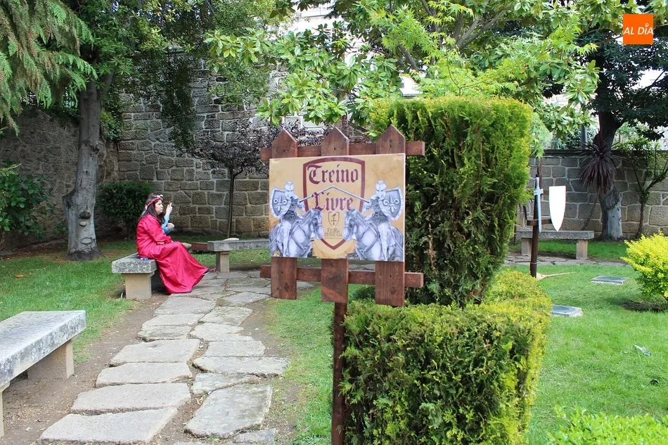 Foto 4 - La Feria Medieval de Moncorvo 2019 arranca con la participaci&oacute;n de alumnos de Vitigudino y...