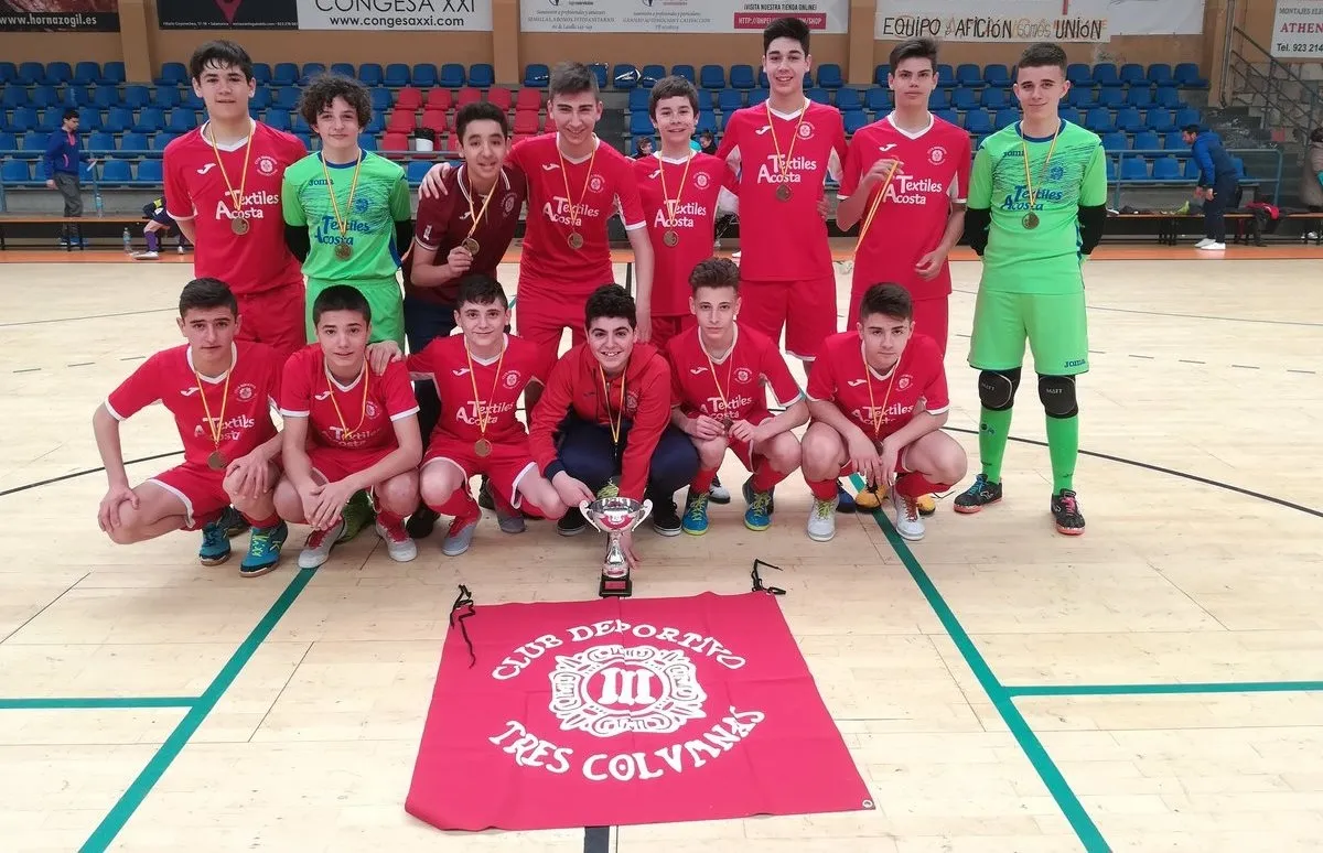 Foto 3 - El III Columnas Cadete revalida el t&iacute;tulo de campe&oacute;n provincial de los Juegos Escolares  