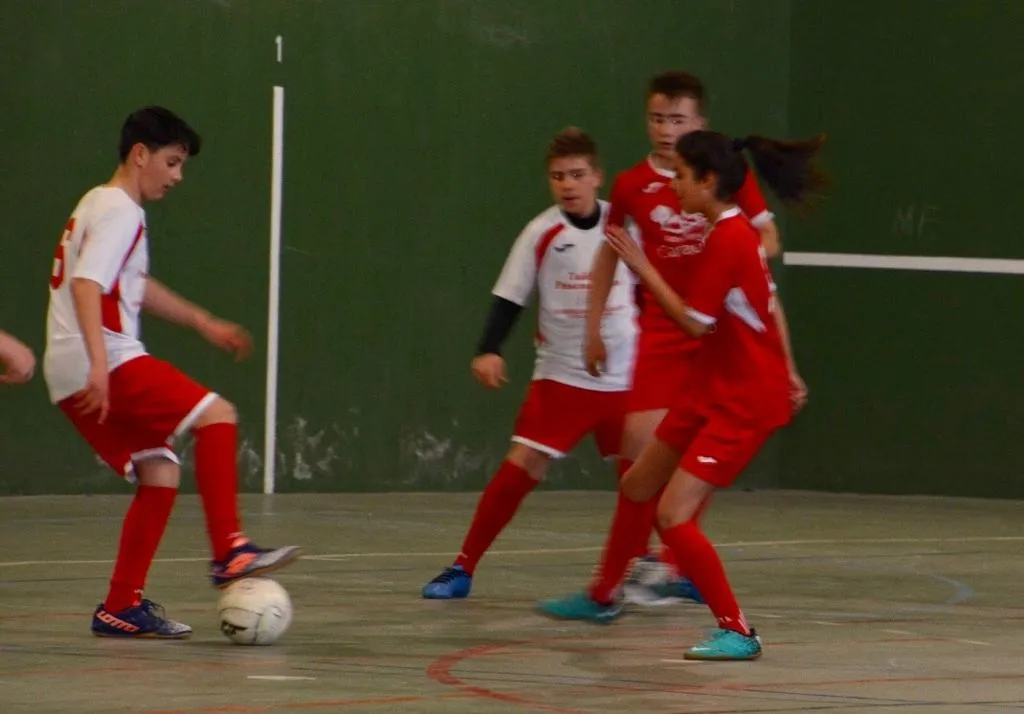 Foto 9 - [M 27|28 ABR] Javier Mart&iacute;n logra un rep&oacute;ker en la victoria del Benjam&iacute;n del Ciudad Rodrigo ante ...