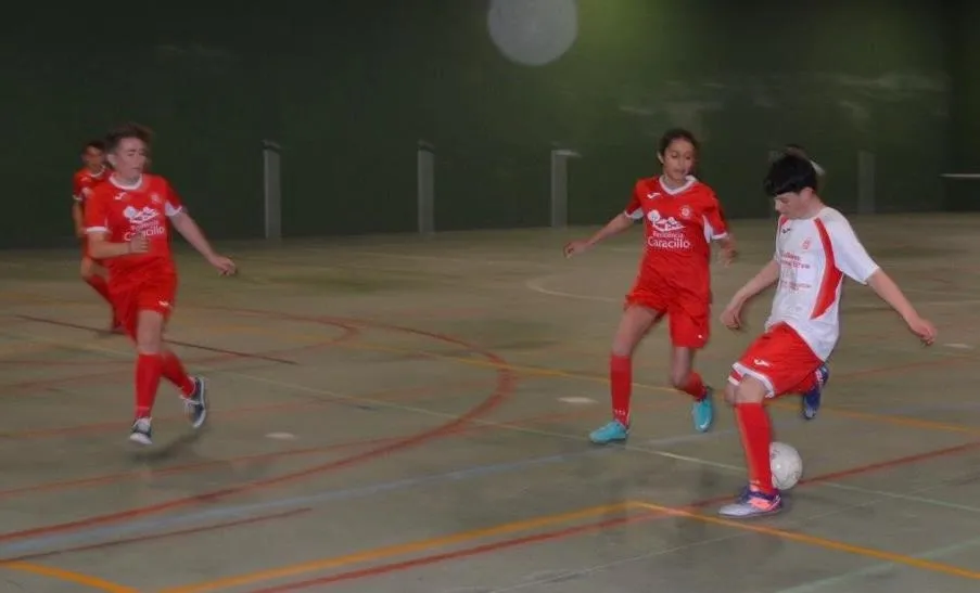 Foto 11 - [M 27|28 ABR] Javier Mart&iacute;n logra un rep&oacute;ker en la victoria del Benjam&iacute;n del Ciudad Rodrigo ante ...