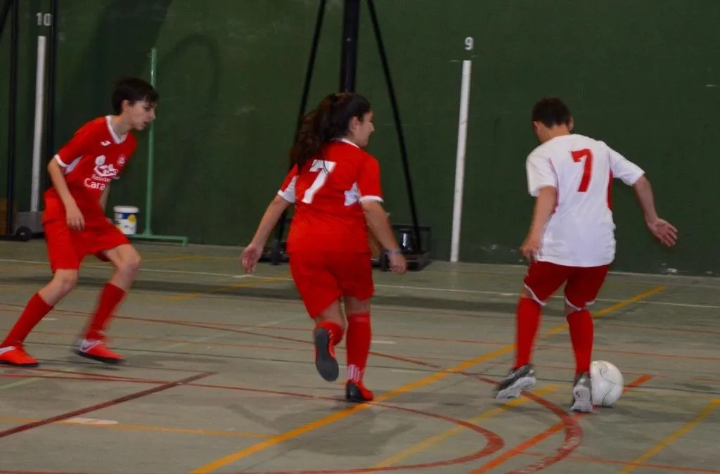 Foto 7 - [M 27|28 ABR] Javier Mart&iacute;n logra un rep&oacute;ker en la victoria del Benjam&iacute;n del Ciudad Rodrigo ante ...