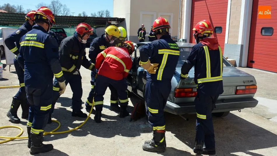Foto 5 - Bomberos de Salamanca, Toro y Almeida participan en las Primeras Jornadas de formaci&oacute;n y...