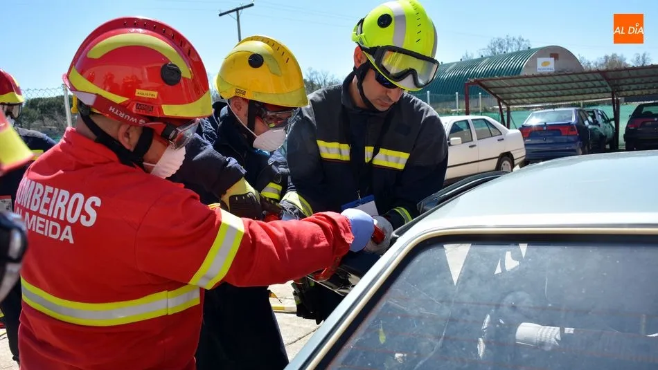 Foto 7 - Bomberos de Salamanca, Toro y Almeida participan en las Primeras Jornadas de formaci&oacute;n y...