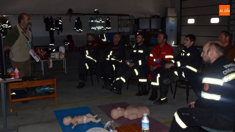 Foto 11 - Bomberos de Salamanca, Toro y Almeida participan en las Primeras Jornadas de formaci&oacute;n y...