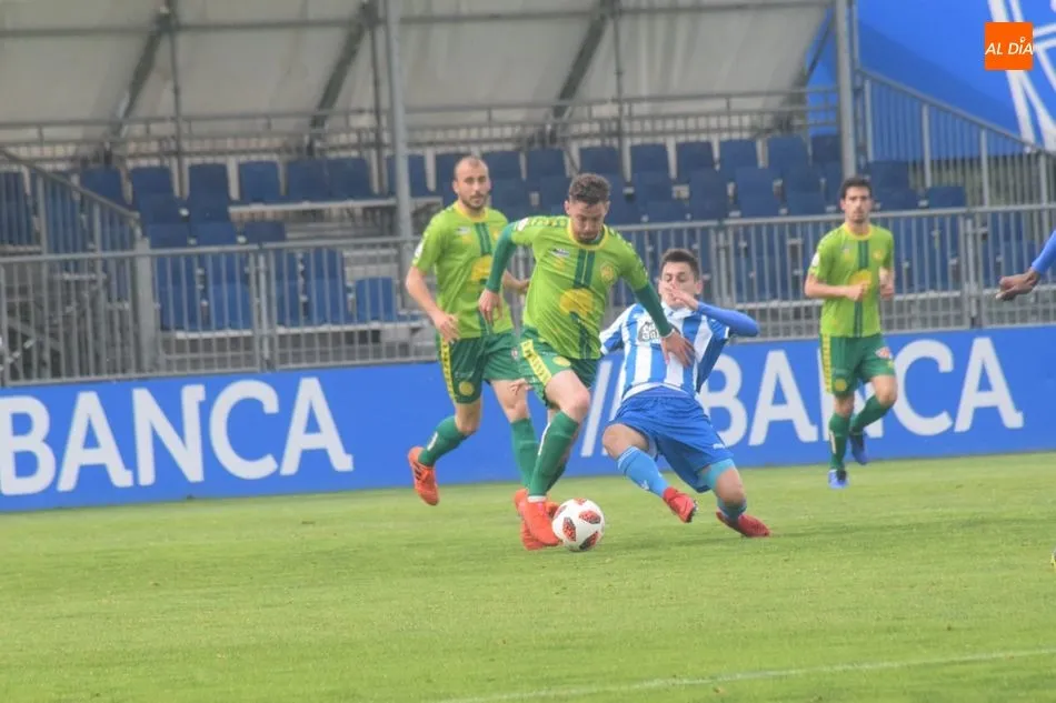 Foto 11 - Unionistas se deja la salvaci&oacute;n matem&aacute;tica en un partido lleno de &eacute;pica ante el Deportivo Fabril ...
