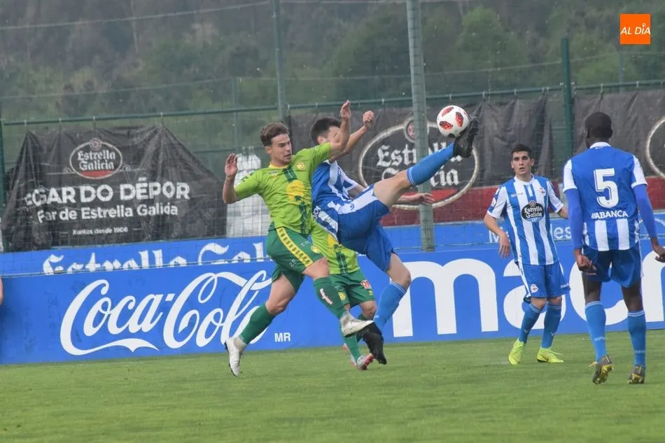 Foto 5 - Unionistas se deja la salvaci&oacute;n matem&aacute;tica en un partido lleno de &eacute;pica ante el Deportivo Fabril ...