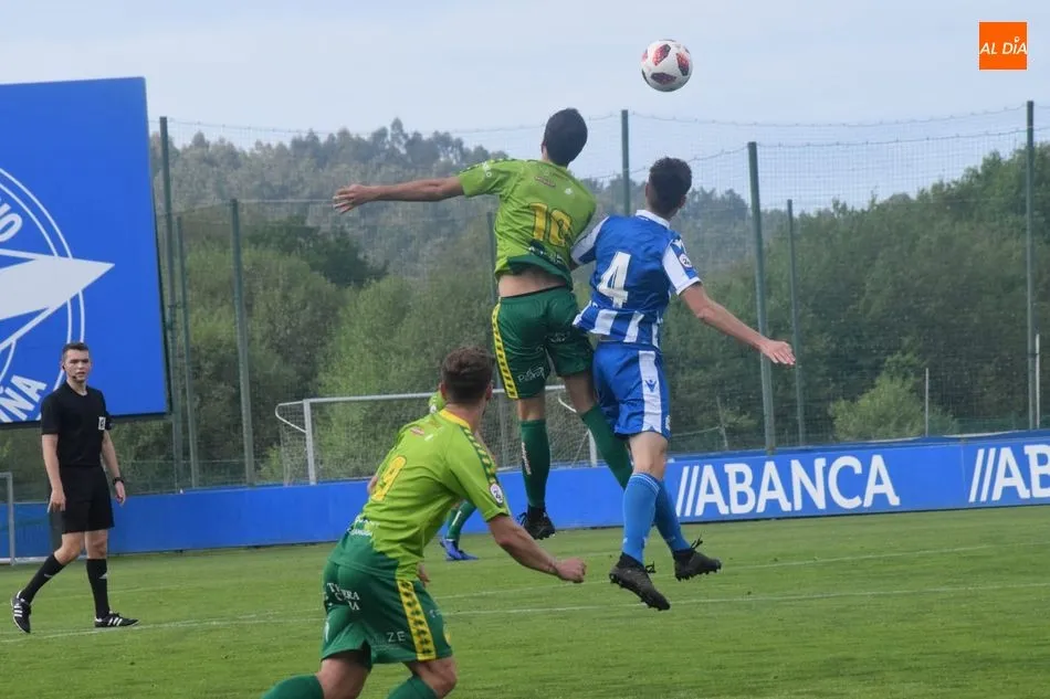 Foto 3 - Unionistas se deja la salvaci&oacute;n matem&aacute;tica en un partido lleno de &eacute;pica ante el Deportivo Fabril ...