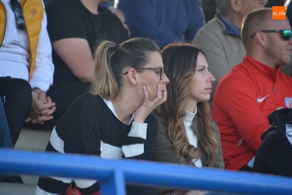 Foto 5 - El Santa Marta gana a la Cebrere&ntilde;a y alcanza la permanencia en la categor&iacute;a (3-1)