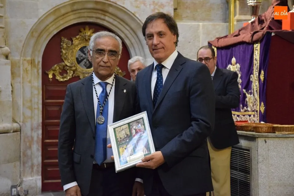 Foto 11 - La Hermandad Dominicana celebra su 75 aniversario con una emotiva eucarist&iacute;a