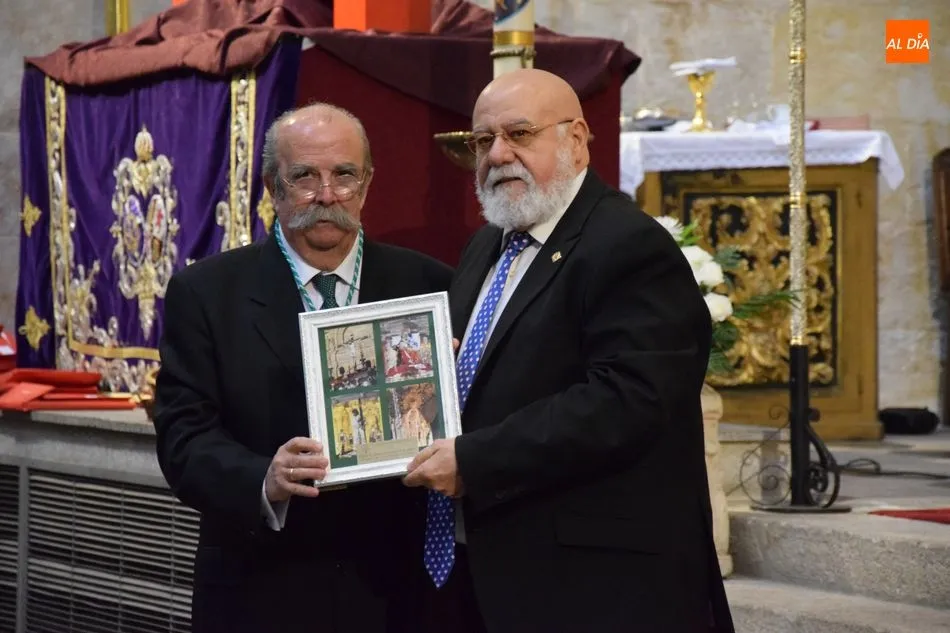 Foto 6 - La Hermandad Dominicana celebra su 75 aniversario con una emotiva eucarist&iacute;a