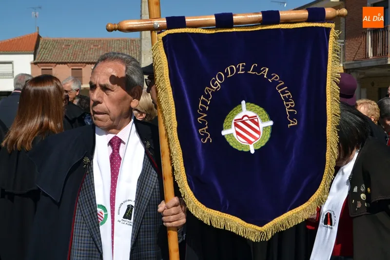 Foto 10 - M&aacute;s de 200 amigos de la Capa protagonizan un emocionante y animado XVII Encuentro Regional en...