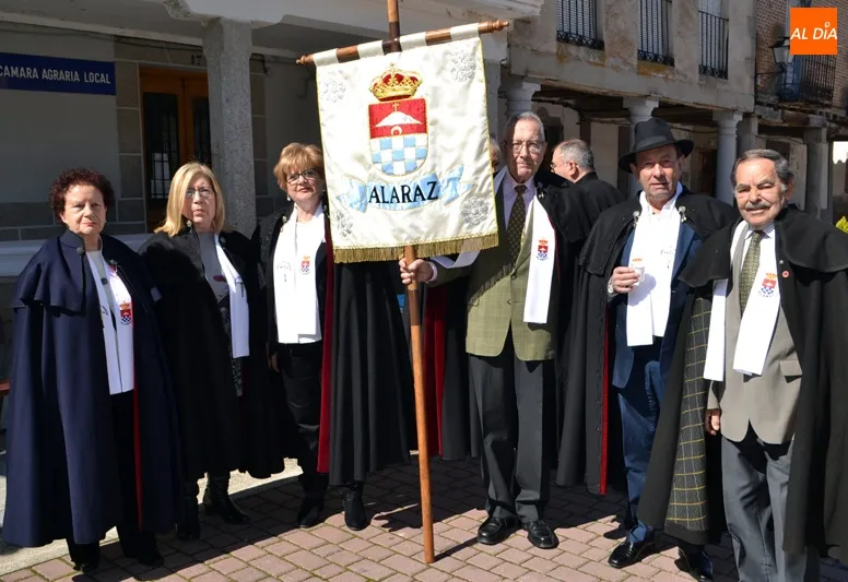 Foto 9 - M&aacute;s de 200 amigos de la Capa protagonizan un emocionante y animado XVII Encuentro Regional en...