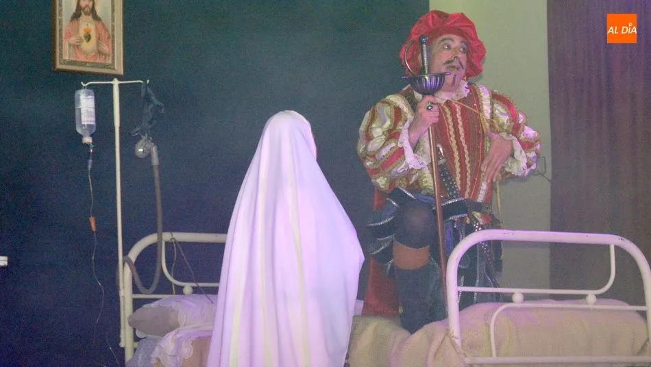 Foto 10 - El grupo teatral El Duende de Lerma acerca &lsquo;La sombra del Tenorio&rsquo; al p&uacute;blico en el centro...
