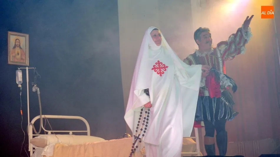 Foto 4 - El grupo teatral El Duende de Lerma acerca &lsquo;La sombra del Tenorio&rsquo; al p&uacute;blico en el centro...