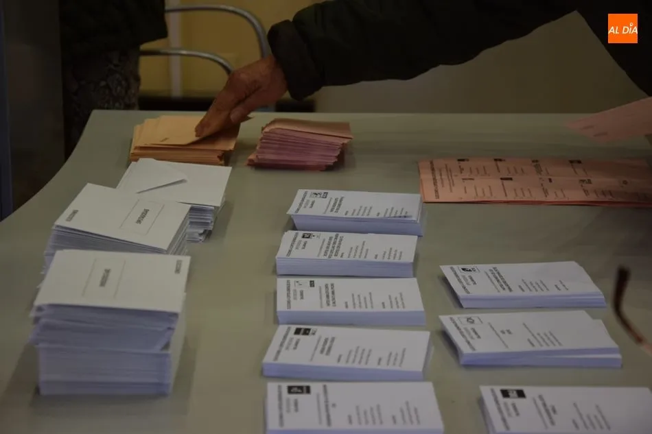 Foto 8 - M&aacute;s de 300.000 salmantinos est&aacute;n llamados a votar este domingo en las elecciones generales m&aacute;s...