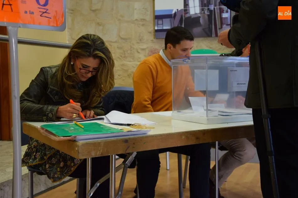 Foto 7 - M&aacute;s de 300.000 salmantinos est&aacute;n llamados a votar este domingo en las elecciones generales m&aacute;s...