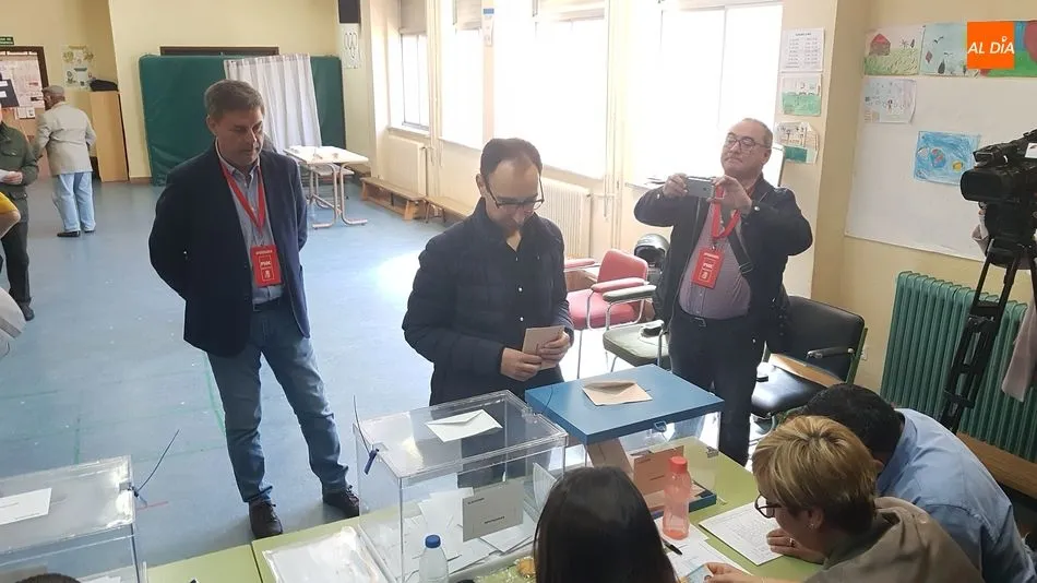 Foto 4 - David Serrada anima a los salmantinos a votar &ldquo;para que ma&ntilde;ana no sea el d&iacute;a del lamento y la...