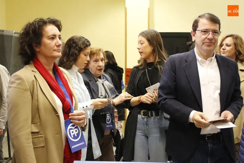 Foto 3 - Ma&ntilde;ueco anima a los salmantinos a votar &ldquo;pensando en lo que creemos que es mejor para Espa&ntilde;a&rdquo; ...