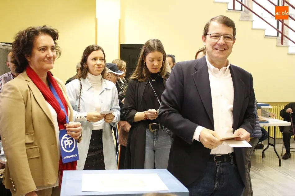 Foto 2 - Ma&ntilde;ueco anima a los salmantinos a votar &ldquo;pensando en lo que creemos que es mejor para Espa&ntilde;a&rdquo; ...