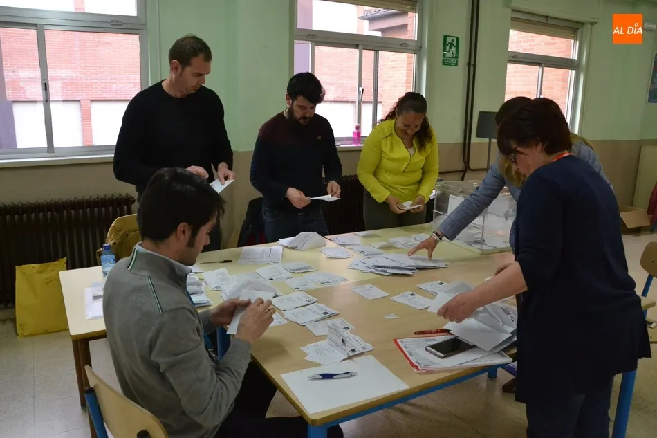 Foto 2 - El PP se desploma pero consigue ganar frente a las subidas de PSOE y Ciudadanos y la fuerte...