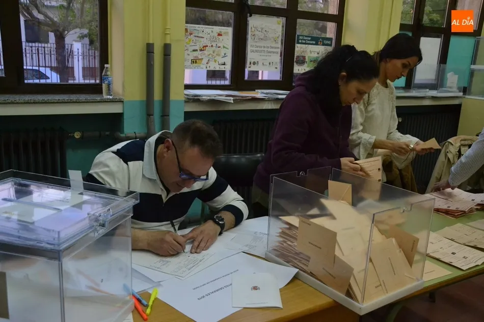 Marea roja en la comarca ante la debacle popular que reduce la ventaja del PP de 28 a 5 puntos  