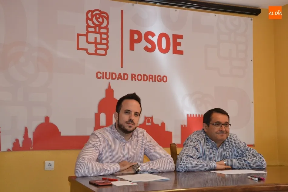 Foto 2 - El PSOE resalta la &ldquo;oportunidad hist&oacute;rica&rdquo; de gobernar Junta y Diputaci&oacute;n tras &ldquo;30 a&ntilde;os de ...
