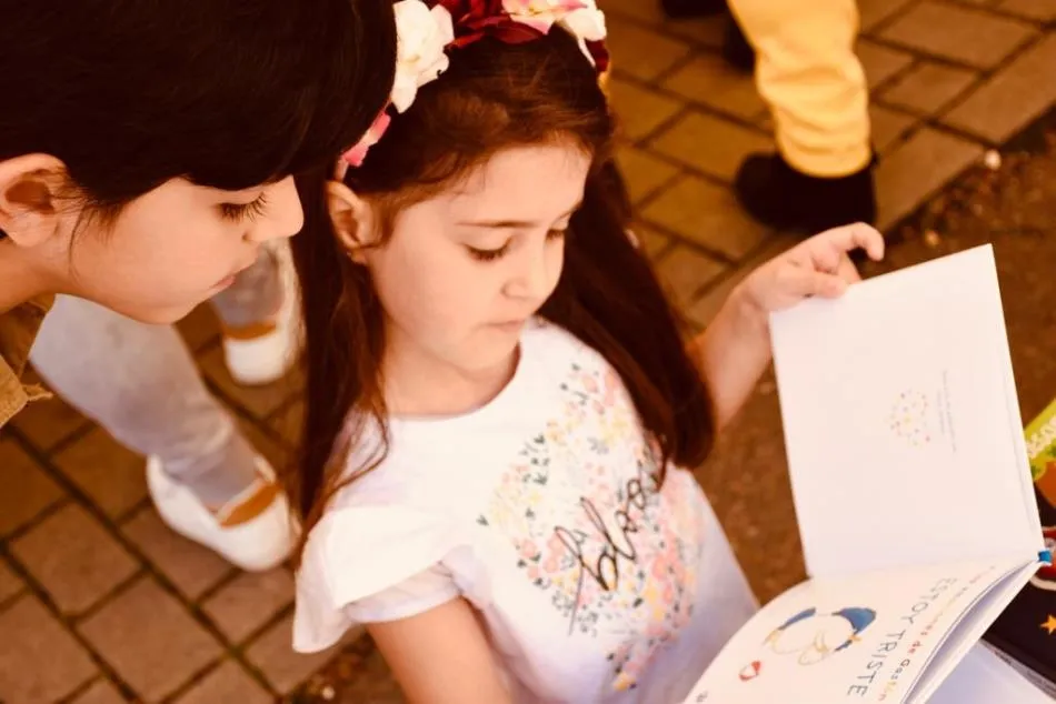 Foto 2 - Ana Isabel S&aacute;nchez Agudo se lleva el concurso #AFAMPorLaLectura  