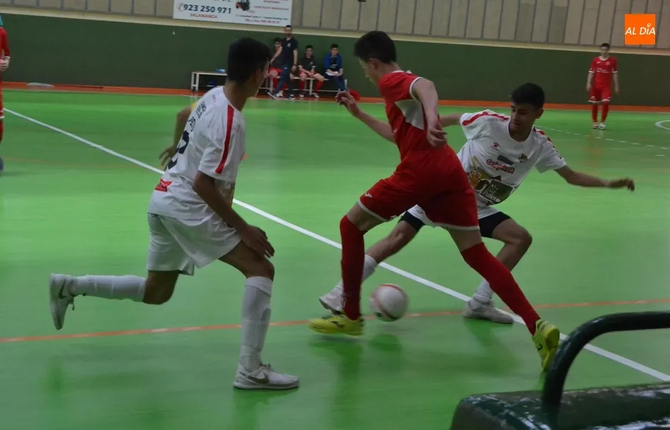 Foto 4 - El III Cadete se queda sin victoria ante el Segovia a falta de 2&rdquo; mientras que el Juvenil casi...