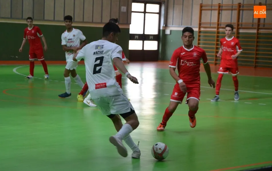 Foto 5 - El III Cadete se queda sin victoria ante el Segovia a falta de 2&rdquo; mientras que el Juvenil casi...