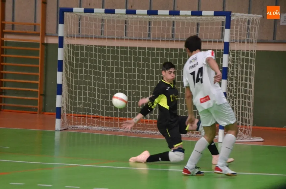 Foto 7 - El III Cadete se queda sin victoria ante el Segovia a falta de 2&rdquo; mientras que el Juvenil casi...