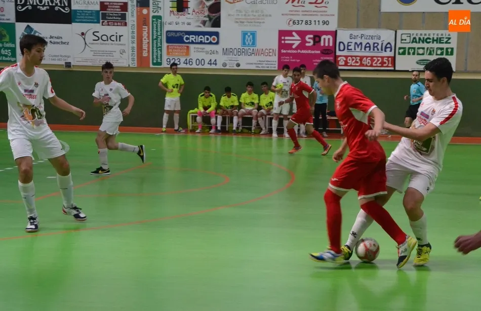 Foto 9 - El III Cadete se queda sin victoria ante el Segovia a falta de 2&rdquo; mientras que el Juvenil casi...
