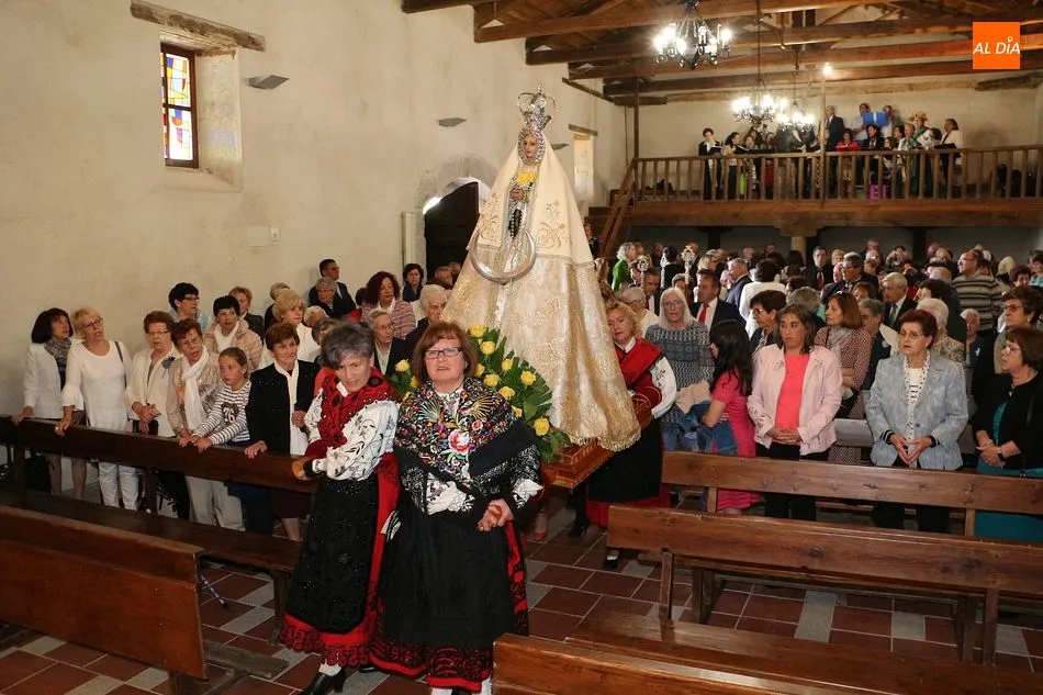 Foto 5 - La Virgen del Gozo recibe un multitudinario homenaje