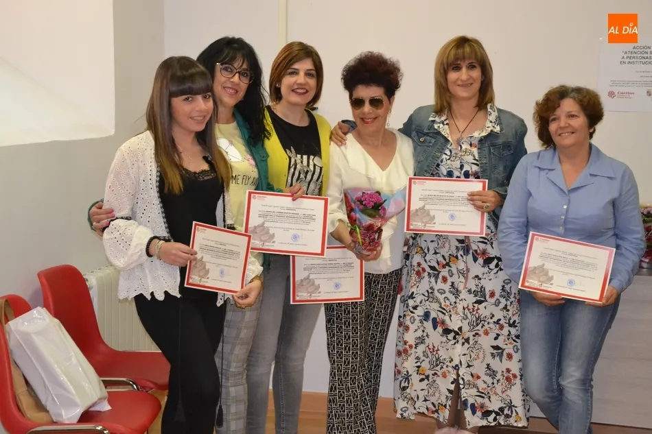 Foto 4 - Doce mujeres finalizan su formaci&oacute;n en la atenci&oacute;n sociosanitaria a personas dependientes  