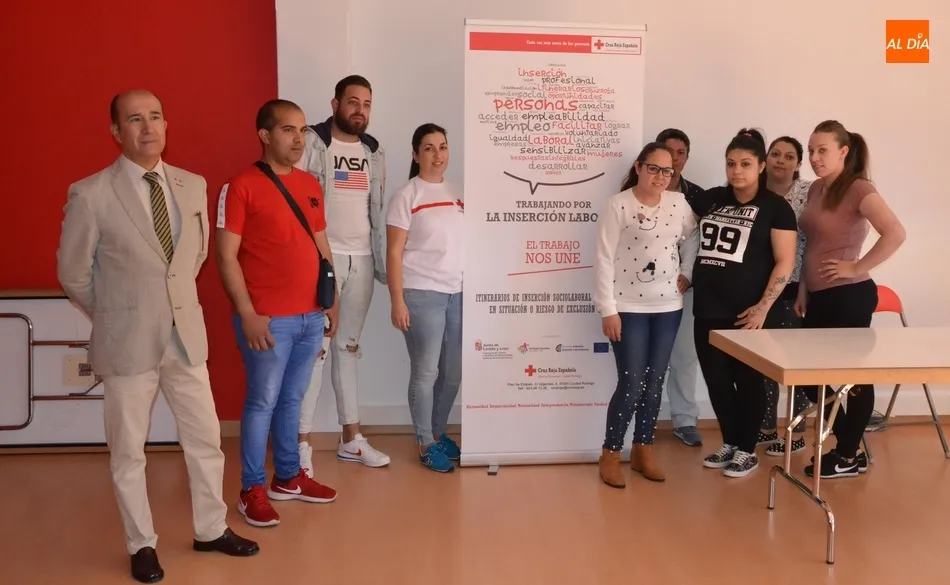 Foto 2 - Cruz Roja clausura su Proyecto de Inserci&oacute;n Laboral, en el que han participado 12 j&oacute;venes  