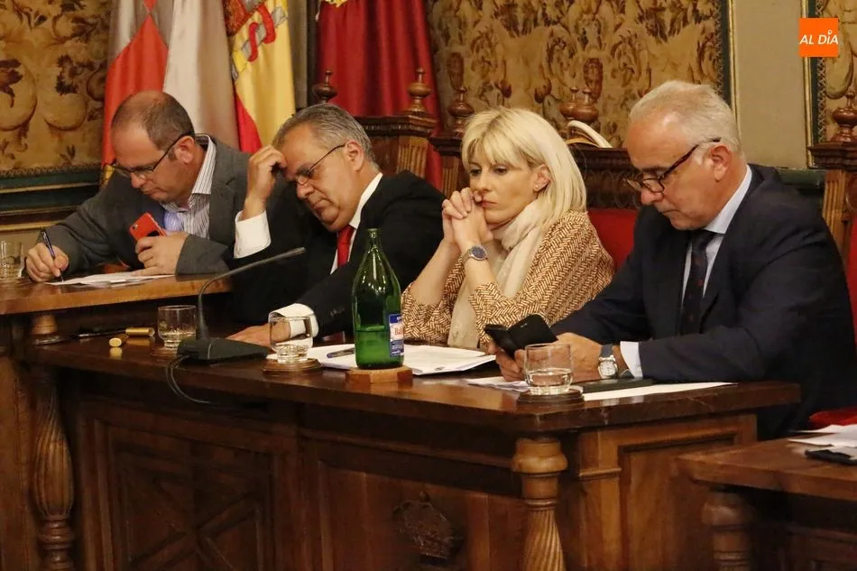 Foto 7 - Acuerdo un&aacute;nime en la Diputaci&oacute;n para reclamar un plan m&aacute;s ambicioso para el retorno de los...