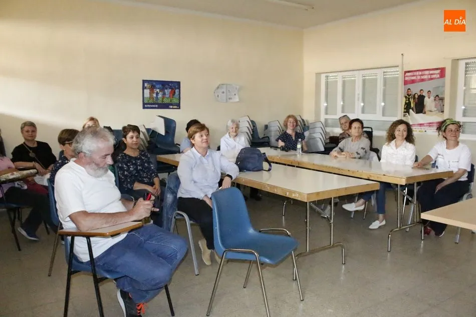 Foto 7 - Las &lsquo;fake news&rsquo; centran la nueva actividad del Club de Lectura &lsquo;Conchas de Pizarra&rsquo;