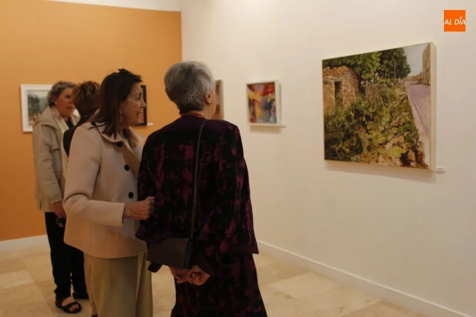 Foto 11 - El Palacio Episcopal abre sus puertas a la IV Bienal Artistas Salmantinos de Manos Unidas  