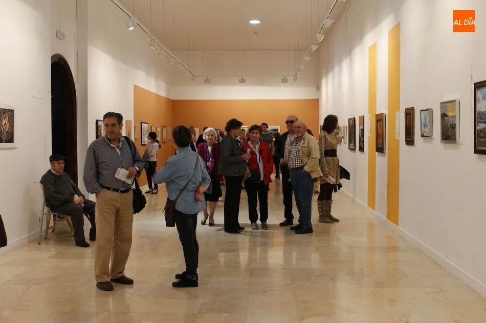 Foto 9 - El Palacio Episcopal abre sus puertas a la IV Bienal Artistas Salmantinos de Manos Unidas  