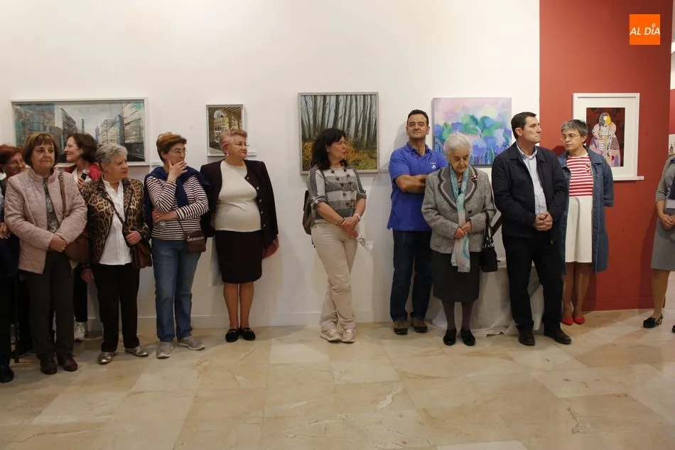 Foto 7 - El Palacio Episcopal abre sus puertas a la IV Bienal Artistas Salmantinos de Manos Unidas  